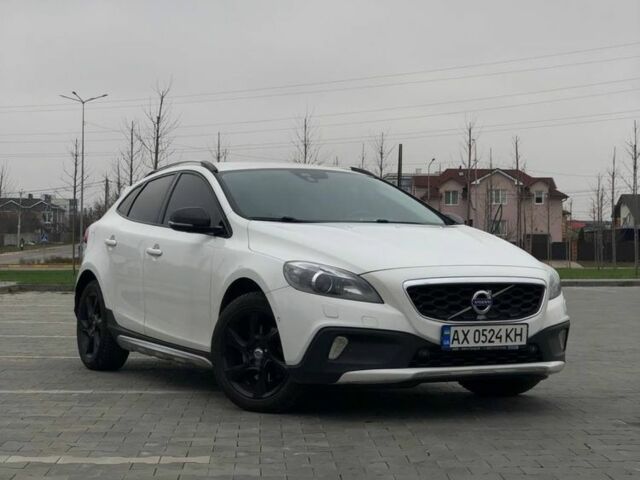 Білий Вольво Інша, об'ємом двигуна 1.6 л та пробігом 128 тис. км за 11555 $, фото 1 на Automoto.ua