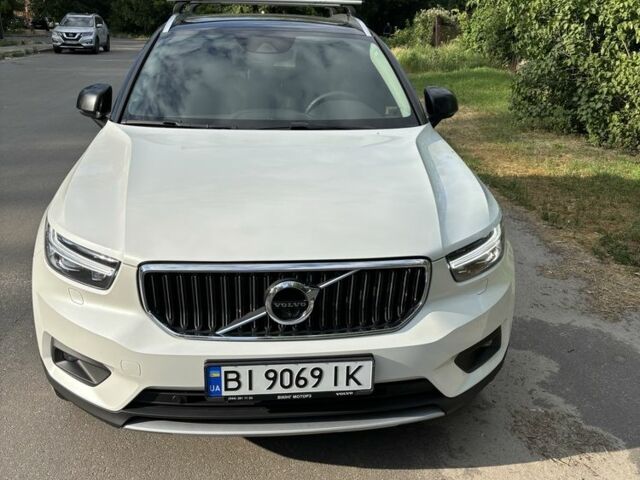 Белый Вольво Другая, объемом двигателя 2 л и пробегом 180 тыс. км за 26500 $, фото 1 на Automoto.ua