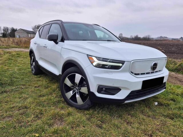 Белый Вольво Другая, объемом двигателя 0 л и пробегом 45 тыс. км за 22000 $, фото 1 на Automoto.ua