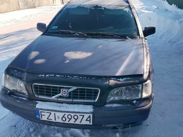 Фиолетовый Вольво Другая, объемом двигателя 1.8 л и пробегом 390 тыс. км за 999 $, фото 1 на Automoto.ua