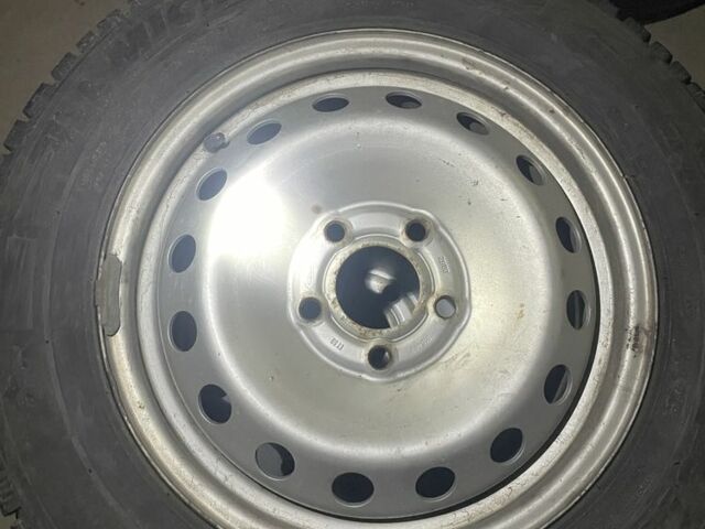 Вольво Інша, об'ємом двигуна 0 л та пробігом 0 тис. км за 429 $, фото 1 на Automoto.ua