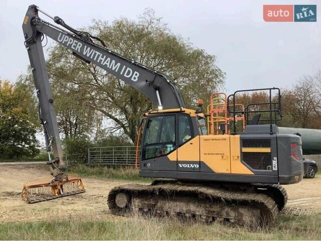 Желтый Вольво EC 220D, объемом двигателя 6 л и пробегом 0 тыс. км за 151340 $, фото 1 на Automoto.ua