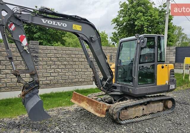 Желтый Вольво EC 55C, объемом двигателя 3 л и пробегом 2 тыс. км за 41500 $, фото 1 на Automoto.ua