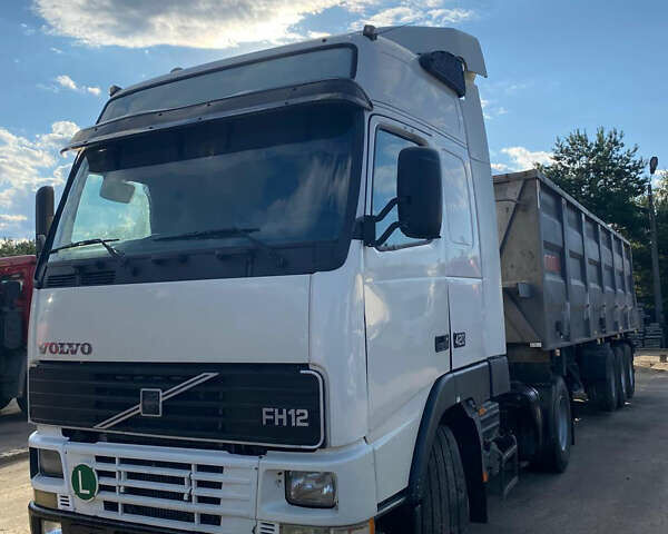 Білий Вольво FH 12, об'ємом двигуна 12.5 л та пробігом 980 тис. км за 19700 $, фото 1 на Automoto.ua