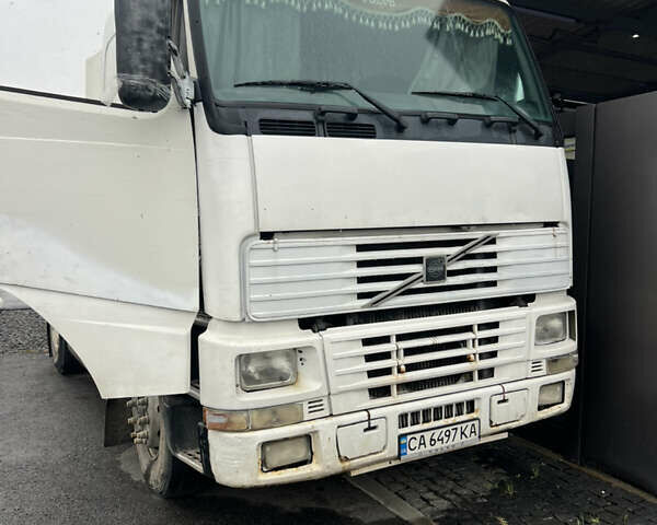 Білий Вольво FH 12, об'ємом двигуна 12.13 л та пробігом 0 тис. км за 12200 $, фото 1 на Automoto.ua