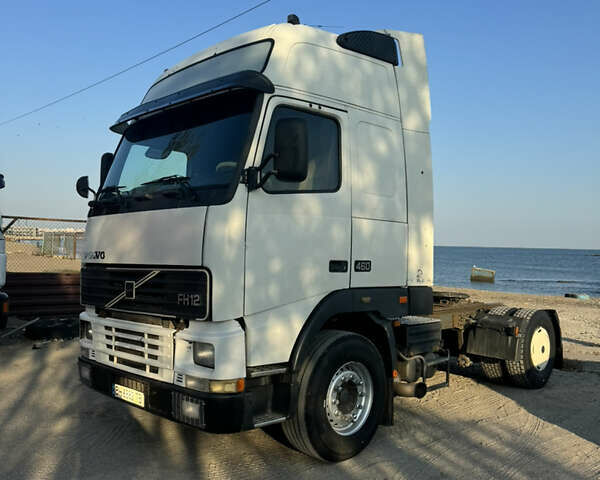 Белый Вольво FH 12, объемом двигателя 12.1 л и пробегом 5 тыс. км за 10500 $, фото 1 на Automoto.ua