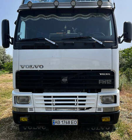 Білий Вольво FH 12, об'ємом двигуна 12.9 л та пробігом 900 тис. км за 5800 $, фото 1 на Automoto.ua