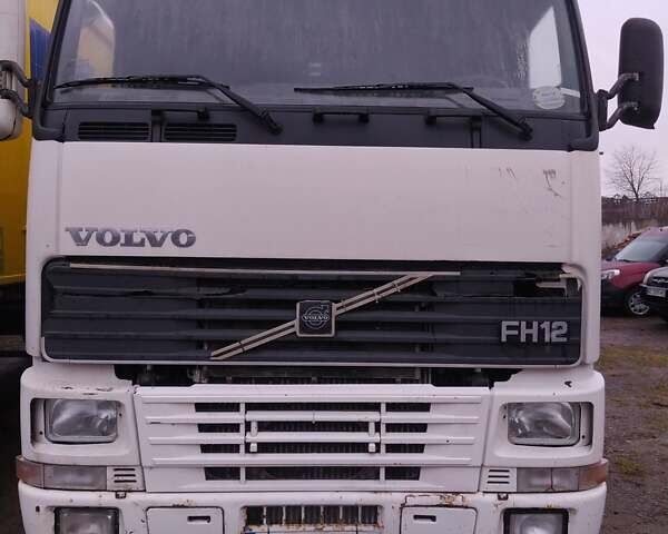 Білий Вольво FH 12, об'ємом двигуна 12.1 л та пробігом 2 тис. км за 4200 $, фото 1 на Automoto.ua