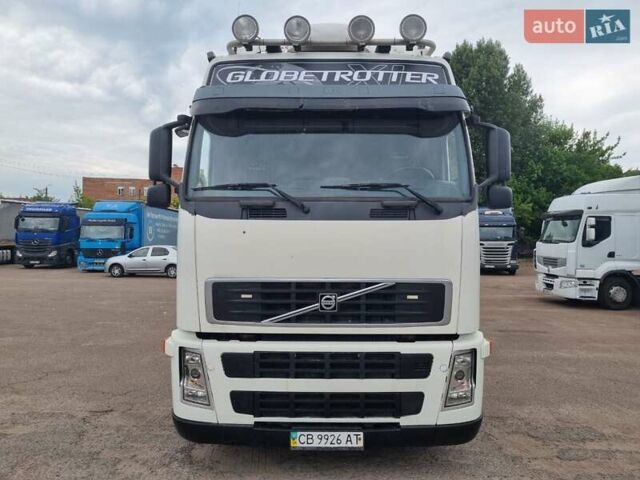 Белый Вольво FH 12, объемом двигателя 12.1 л и пробегом 1 тыс. км за 8700 $, фото 1 на Automoto.ua