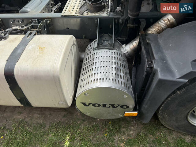 Вольво FH 12 2005 в Броварах на Automoto.ua Белый Вольво FH 12, объемом двигателя 12.13 л и пробегом 1 тыс. км за 11200 $, фото 1 на Automoto.ua