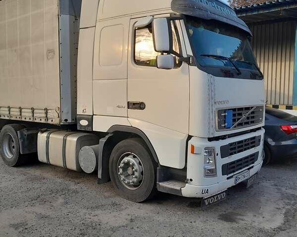 Белый Вольво FH 12, объемом двигателя 0 л и пробегом 1 тыс. км за 10000 $, фото 1 на Automoto.ua