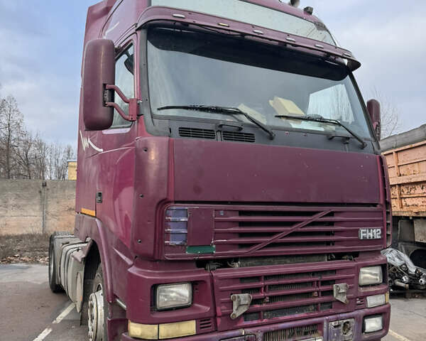 Червоний Вольво FH 12, об'ємом двигуна 12.13 л та пробігом 857 тис. км за 5400 $, фото 1 на Automoto.ua