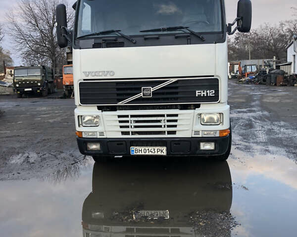 Вольво FH 12, объемом двигателя 0 л и пробегом 2 тыс. км за 6000 $, фото 1 на Automoto.ua