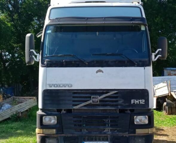 Вольво FH 12, объемом двигателя 12.1 л и пробегом 450 тыс. км за 3800 $, фото 1 на Automoto.ua
