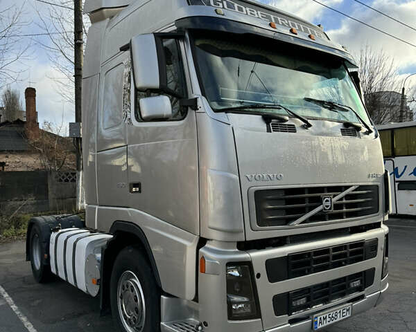 Вольво FH 12, объемом двигателя 0 л и пробегом 200 тыс. км за 10700 $, фото 1 на Automoto.ua