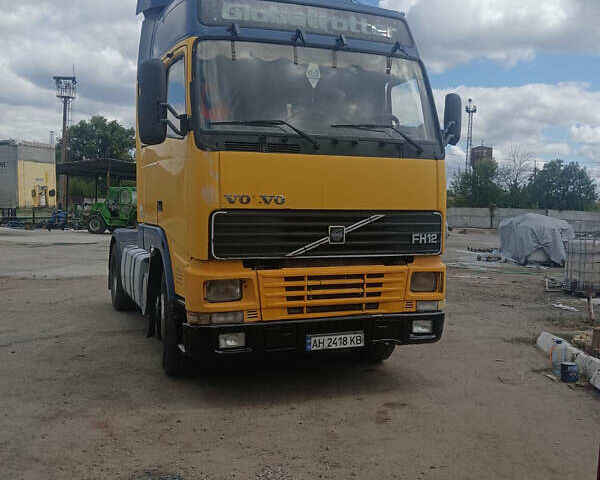 Жовтий Вольво FH 12, об'ємом двигуна 12.13 л та пробігом 2 тис. км за 6500 $, фото 1 на Automoto.ua