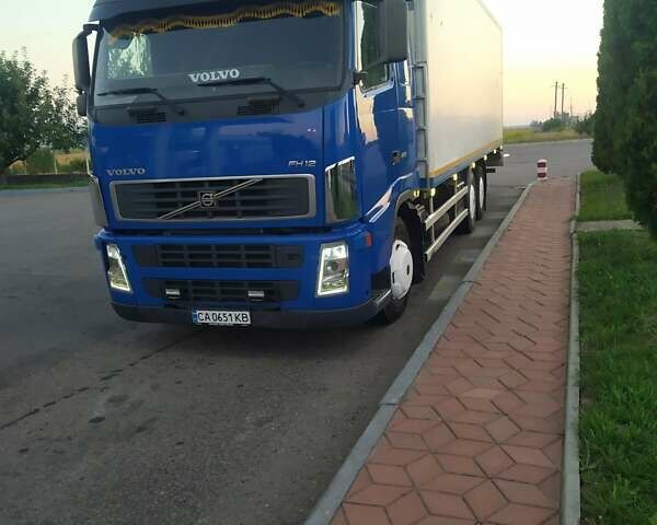 Синий Вольво FH 12, объемом двигателя 0 л и пробегом 1 тыс. км за 23000 $, фото 1 на Automoto.ua