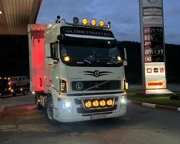 Вольво FH 13 2006 в Тячеве на Automoto.ua Белый Вольво FH 13, объемом двигателя 12.78 л и пробегом 600 тыс. км за 20000 $, фото 1 на Automoto.ua