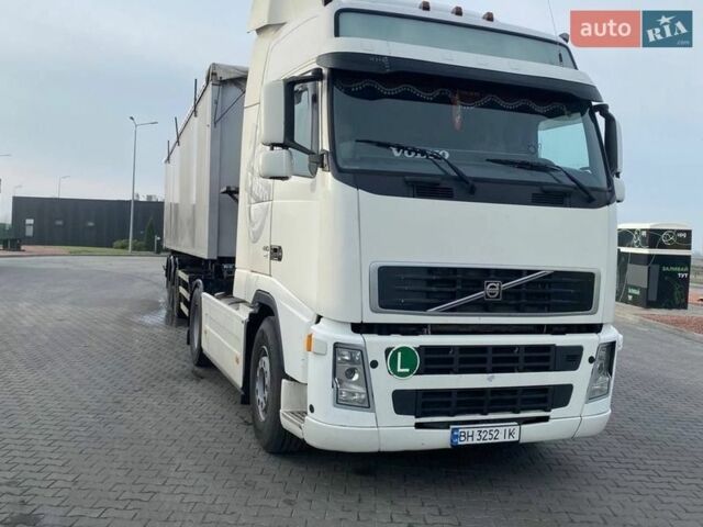 Белый Вольво FH 13, объемом двигателя 0 л и пробегом 2 тыс. км за 28500 $, фото 1 на Automoto.ua