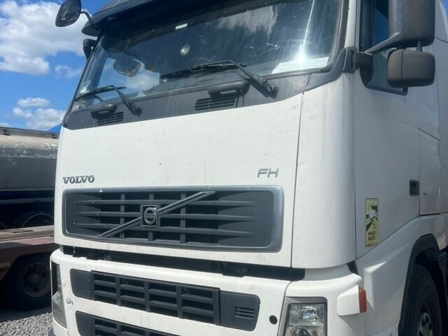 Білий Вольво FH 13, об'ємом двигуна 12.8 л та пробігом 1 тис. км за 13700 $, фото 1 на Automoto.ua