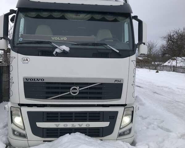Білий Вольво FH 13, об'ємом двигуна 0 л та пробігом 1000 тис. км за 25000 $, фото 1 на Automoto.ua
