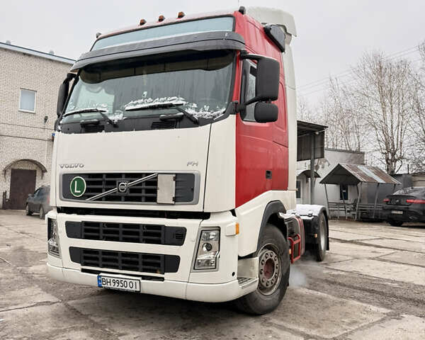 Белый Вольво FH 13, объемом двигателя 12.9 л и пробегом 1 тыс. км за 11000 $, фото 1 на Automoto.ua