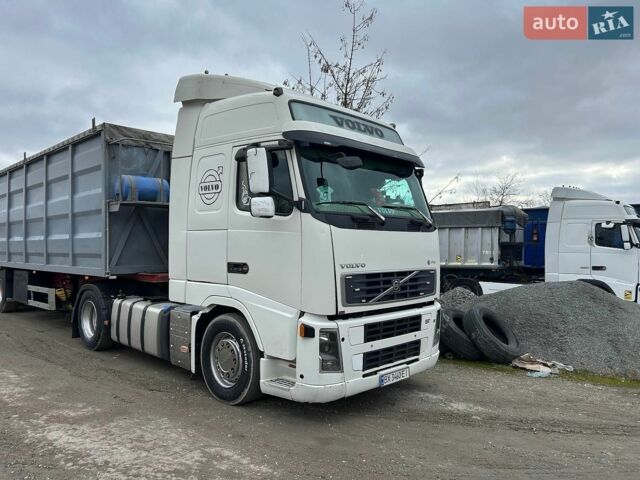 Белый Вольво FH 13, объемом двигателя 0 л и пробегом 14 тыс. км за 13000 $, фото 1 на Automoto.ua
