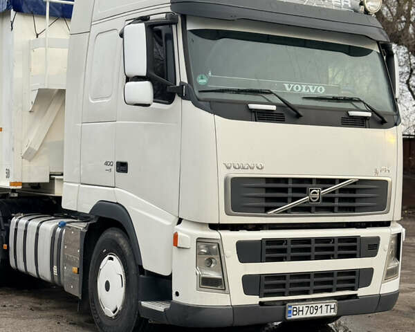 Белый Вольво FH 13, объемом двигателя 12.78 л и пробегом 1 тыс. км за 38000 $, фото 1 на Automoto.ua
