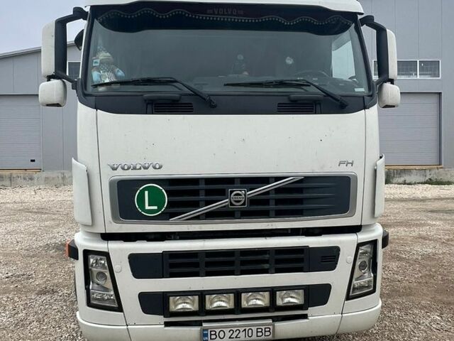 Білий Вольво FH 13, об'ємом двигуна 0 л та пробігом 1 тис. км за 13400 $, фото 1 на Automoto.ua