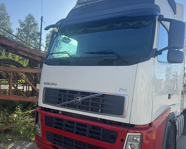 Вольво FH 13 2008 в Ивано-Франковске на Automoto.ua Белый Вольво FH 13, объемом двигателя 12.78 л и пробегом 790 тыс. км за 13955 $, фото 1 на Automoto.ua