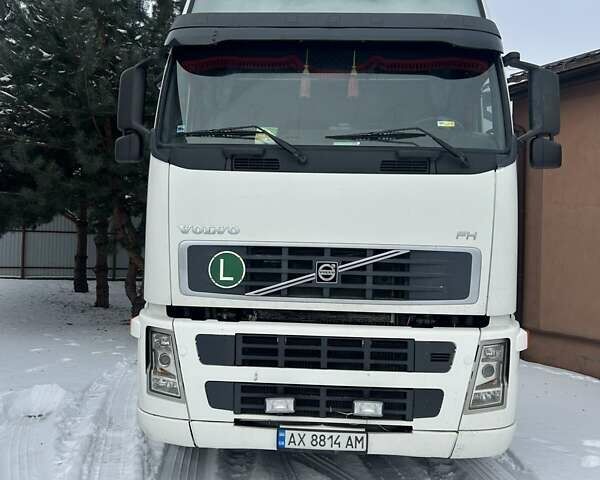 Білий Вольво FH 13, об'ємом двигуна 12.78 л та пробігом 1 тис. км за 10600 $, фото 1 на Automoto.ua