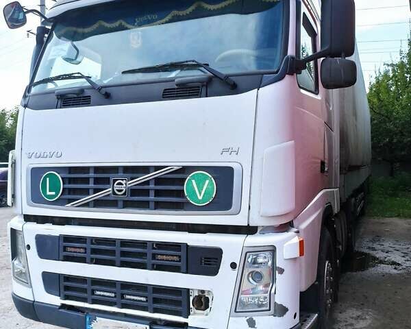 Белый Вольво FH 13, объемом двигателя 12.6 л и пробегом 1 тыс. км за 12500 $, фото 1 на Automoto.ua