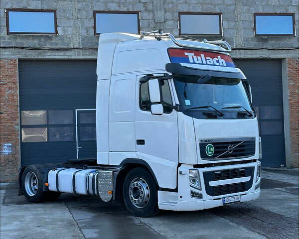 Белый Вольво FH 13, объемом двигателя 0 л и пробегом 1 тыс. км за 17000 $, фото 1 на Automoto.ua