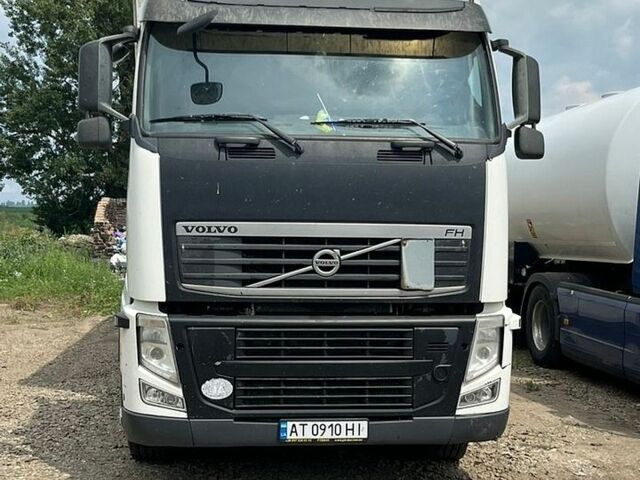 Белый Вольво FH 13, объемом двигателя 0 л и пробегом 10 тыс. км за 21000 $, фото 1 на Automoto.ua