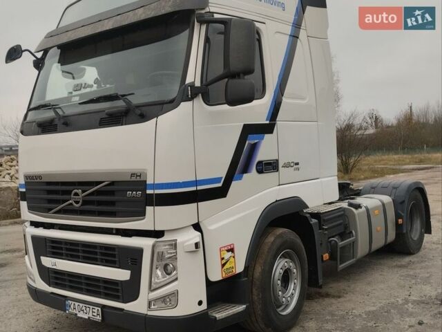 Белый Вольво FH 13, объемом двигателя 12.9 л и пробегом 800 тыс. км за 29200 $, фото 1 на Automoto.ua