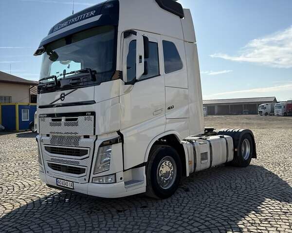 Білий Вольво FH 13, об'ємом двигуна 12.78 л та пробігом 840 тис. км за 32000 $, фото 1 на Automoto.ua