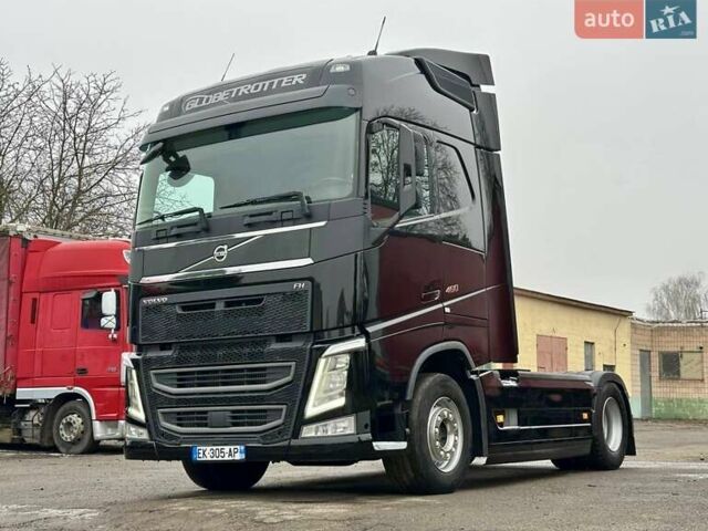Черный Вольво FH 13, объемом двигателя 0 л и пробегом 700 тыс. км за 41999 $, фото 1 на Automoto.ua