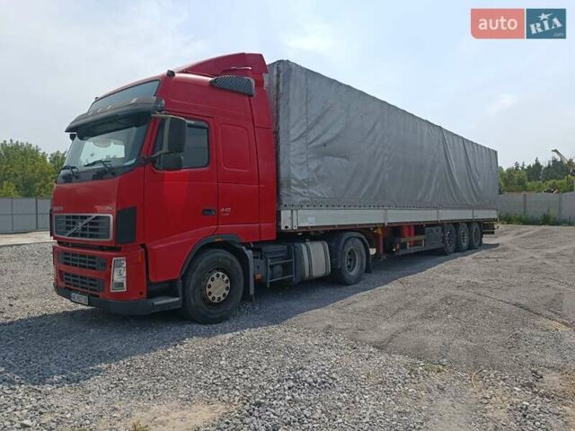 Красный Вольво FH 13, объемом двигателя 12.8 л и пробегом 2 тыс. км за 19900 $, фото 1 на Automoto.ua