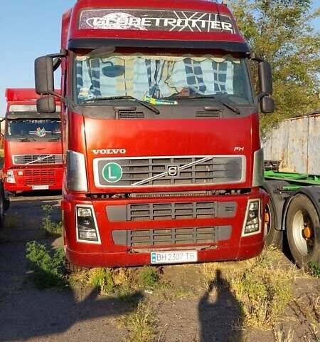 Красный Вольво FH 13, объемом двигателя 12.8 л и пробегом 1 тыс. км за 13500 $, фото 1 на Automoto.ua