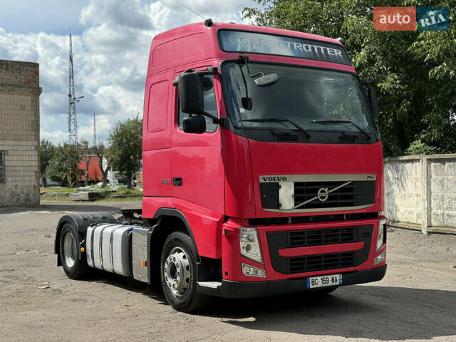 Красный Вольво FH 13, объемом двигателя 12.9 л и пробегом 960 тыс. км за 21500 $, фото 1 на Automoto.ua