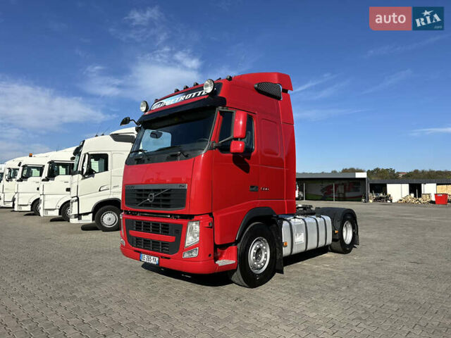 Красный Вольво FH 13, объемом двигателя 12.9 л и пробегом 1 тыс. км за 28000 $, фото 1 на Automoto.ua