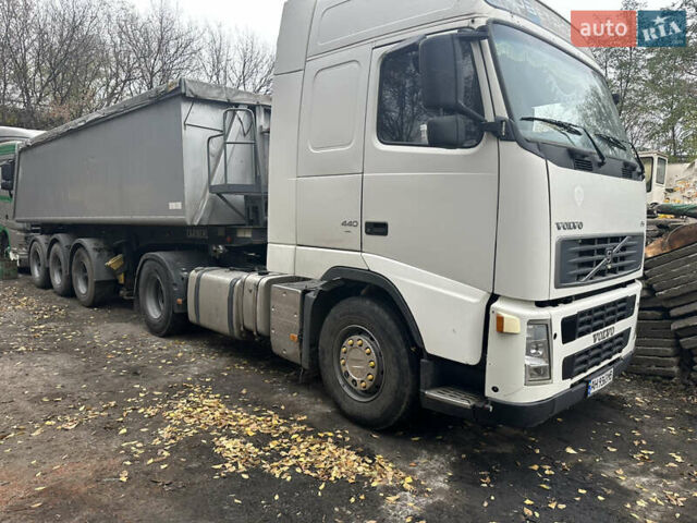 Вольво FH 13, объемом двигателя 0 л и пробегом 700 тыс. км за 25000 $, фото 1 на Automoto.ua