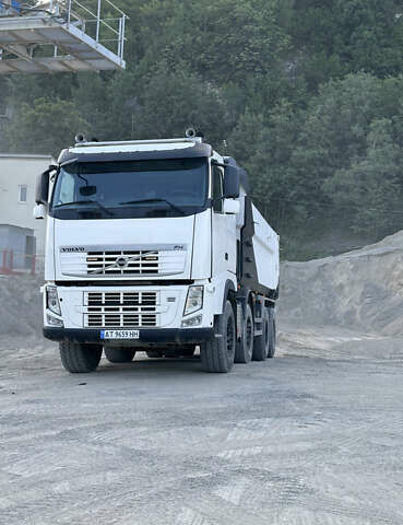 Вольво FH 13, об'ємом двигуна 12.9 л та пробігом 300 тис. км за 66000 $, фото 1 на Automoto.ua