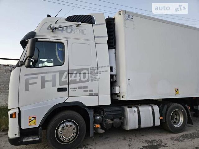 Вольво FH 13, объемом двигателя 0 л и пробегом 850 тыс. км за 9500 $, фото 1 на Automoto.ua