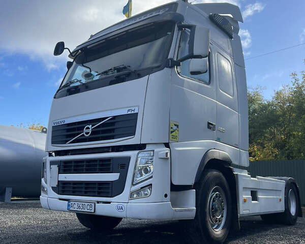 Вольво FH 13, объемом двигателя 12.8 л и пробегом 402 тыс. км за 17300 $, фото 1 на Automoto.ua