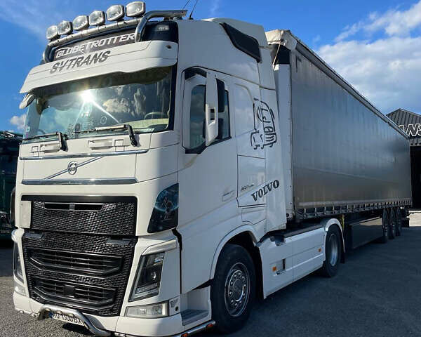 Вольво FH 13, объемом двигателя 0 л и пробегом 980 тыс. км за 43700 $, фото 1 на Automoto.ua