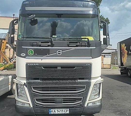 Вольво FH 13, объемом двигателя 0 л и пробегом 900 тыс. км за 33000 $, фото 1 на Automoto.ua