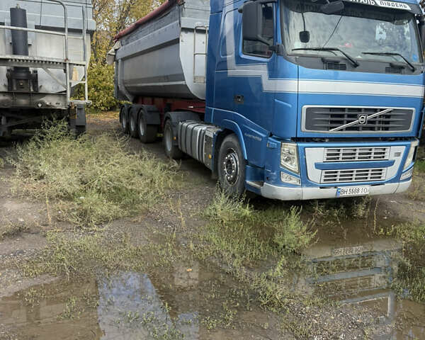 Синий Вольво FH 13, объемом двигателя 12.6 л и пробегом 130 тыс. км за 30000 $, фото 1 на Automoto.ua