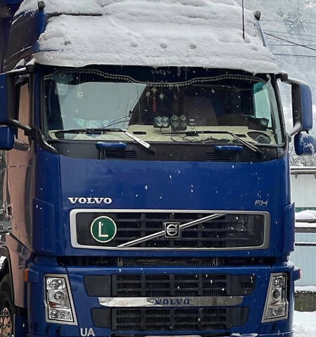 Синий Вольво FH 13, объемом двигателя 12.5 л и пробегом 1 тыс. км за 18000 $, фото 1 на Automoto.ua
