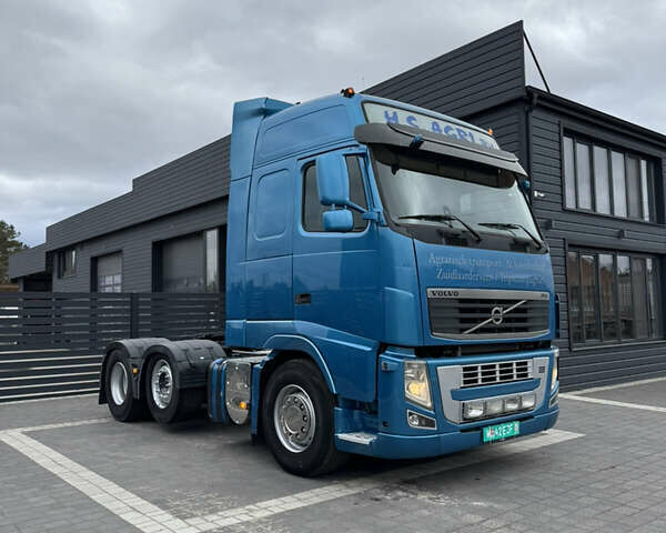 Синий Вольво FH 13, объемом двигателя 12.9 л и пробегом 1000 тыс. км за 22800 $, фото 1 на Automoto.ua